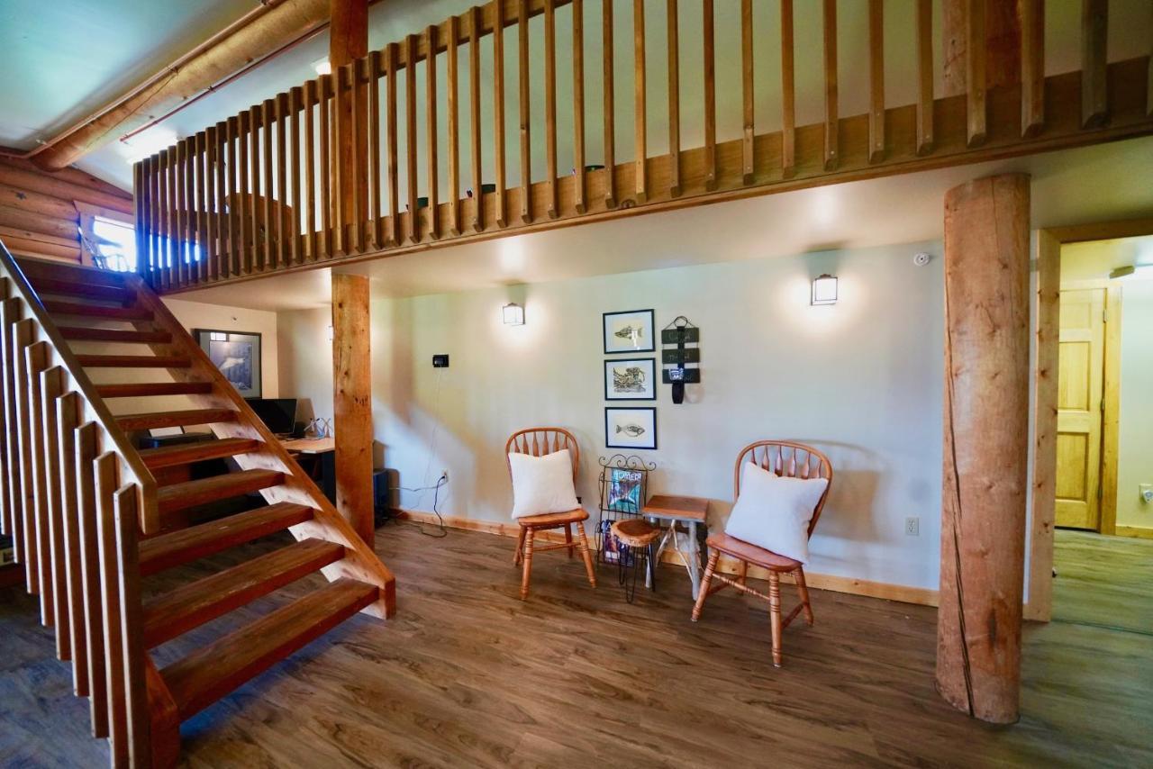 Flat Fish Lodge B&B And Event Center Homer Buitenkant foto