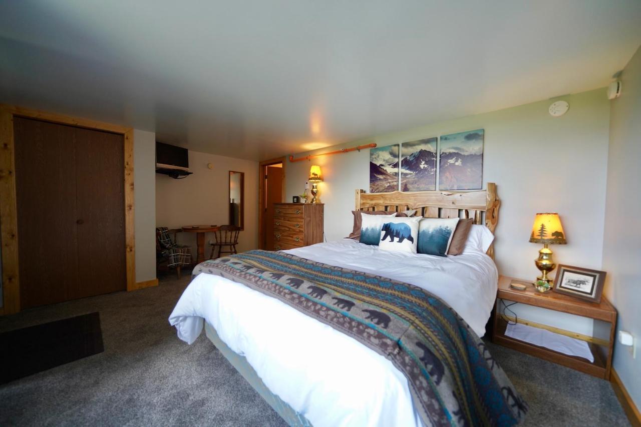 Flat Fish Lodge B&B And Event Center Homer Buitenkant foto