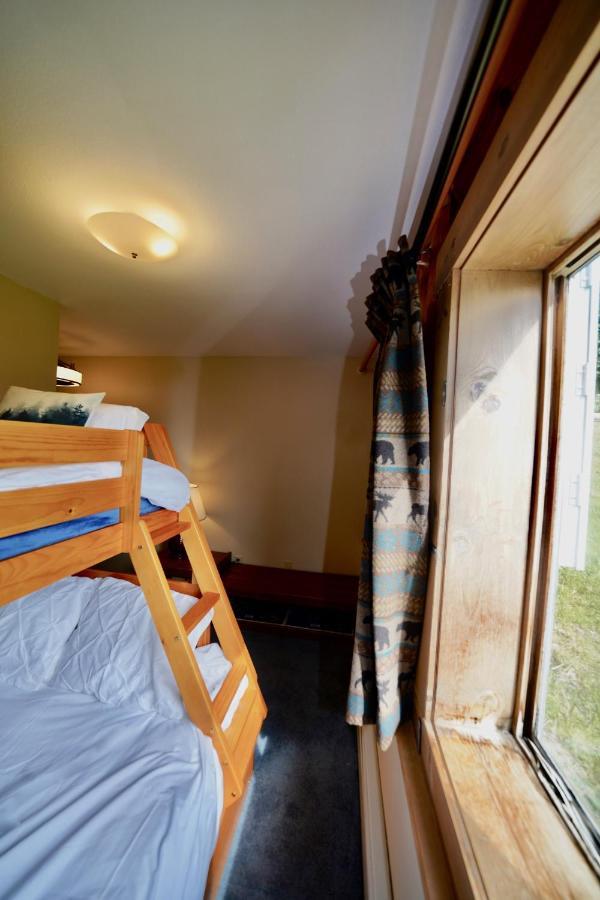 Flat Fish Lodge B&B And Event Center Homer Buitenkant foto